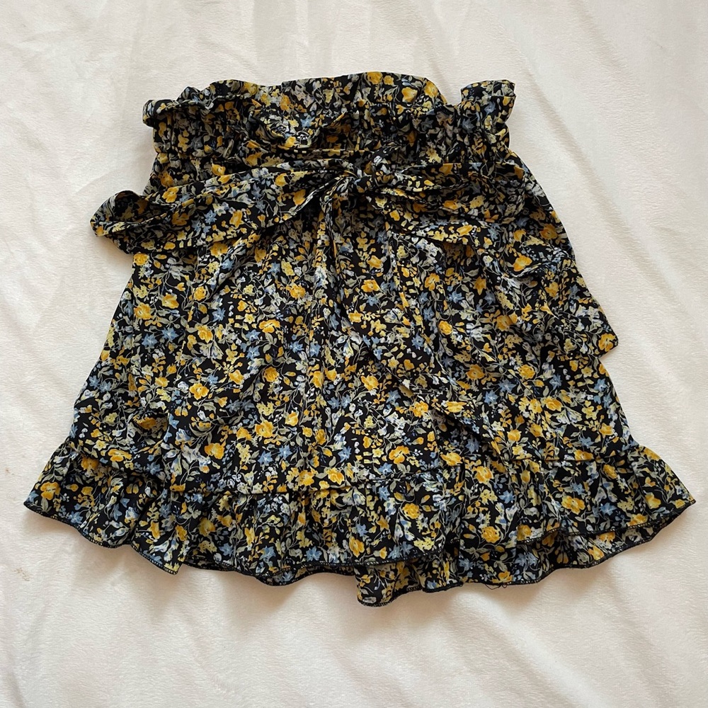 Floral Tie-Waist Paperbag Shorts in Mustard & Black